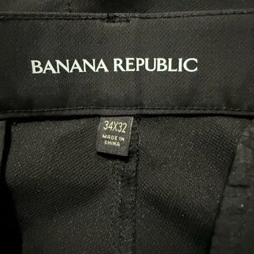 Banana Republic Black slim rapid movement chino pants size 34x32